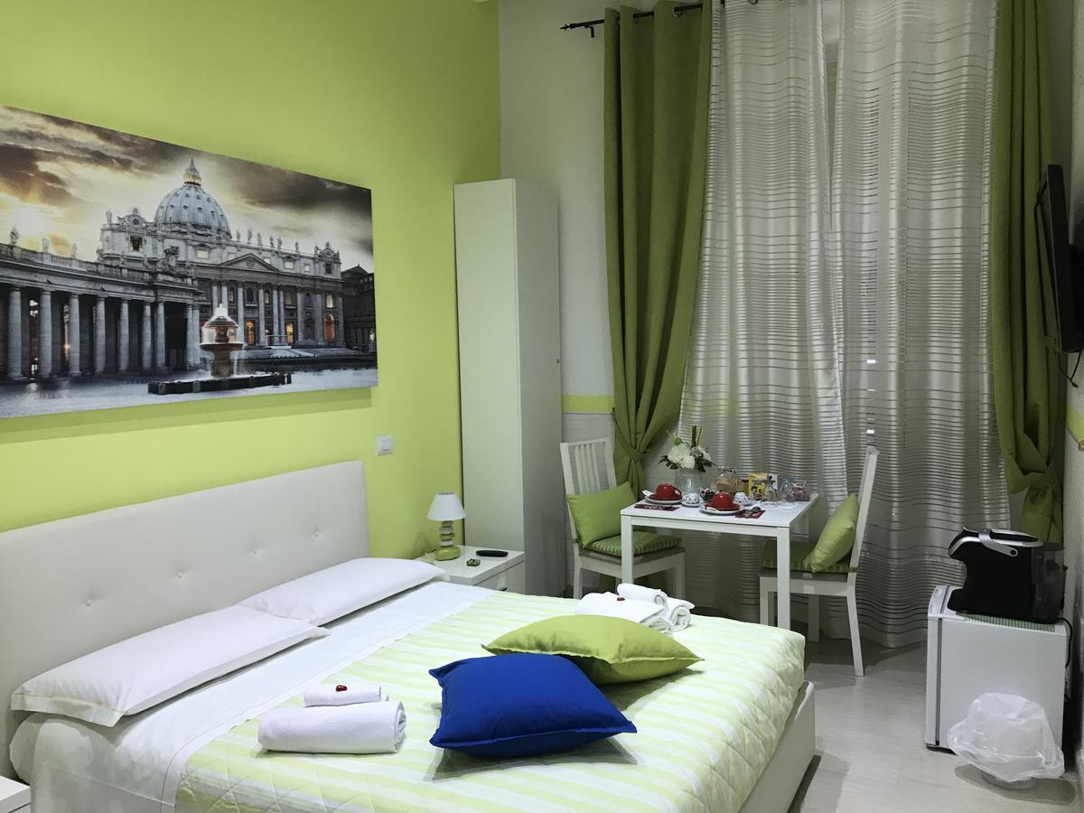 Vatican City Holidays Guesthouse Rome Buitenkant foto